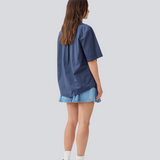 Kortærmet skjorte med en løs pasform. MaudeMD SS shirt har en brystlomme, skjortekrave og en knappelukning fortil.