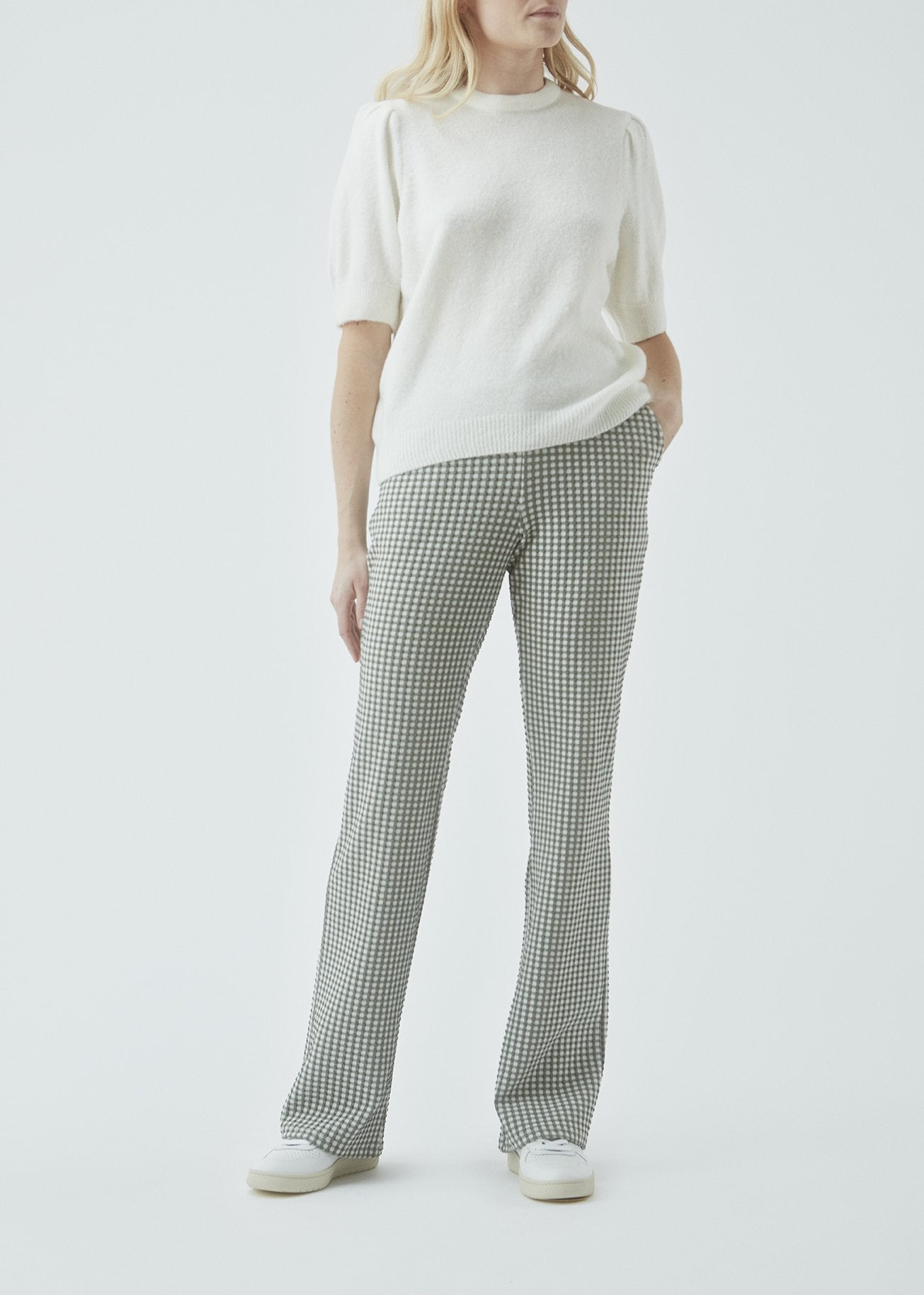 Modström Preloved Juliane o-neck - Off White