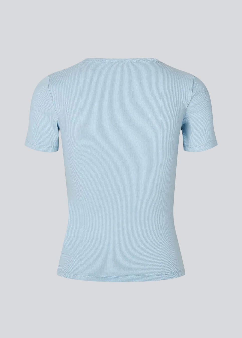 Lækker basic t-shirt i lyseblå i en blød bomuldsrib med stretch. Igormd short t-shirt har en tætsiddende pasform med korte ærmer.