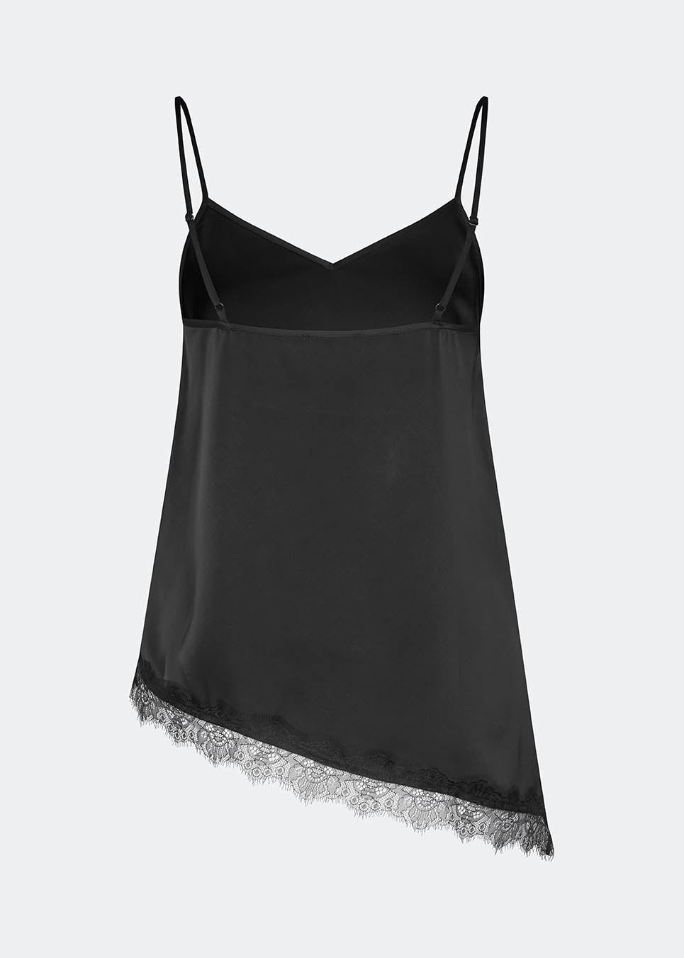 Slip-top i satin med blondekant. AlinkaMD Top har spaghetti-stropper, V-udskæring og asymmetrisk bund, længere i den ene side. En elegant top, perfekt alene eller til lag-på-lag styling.