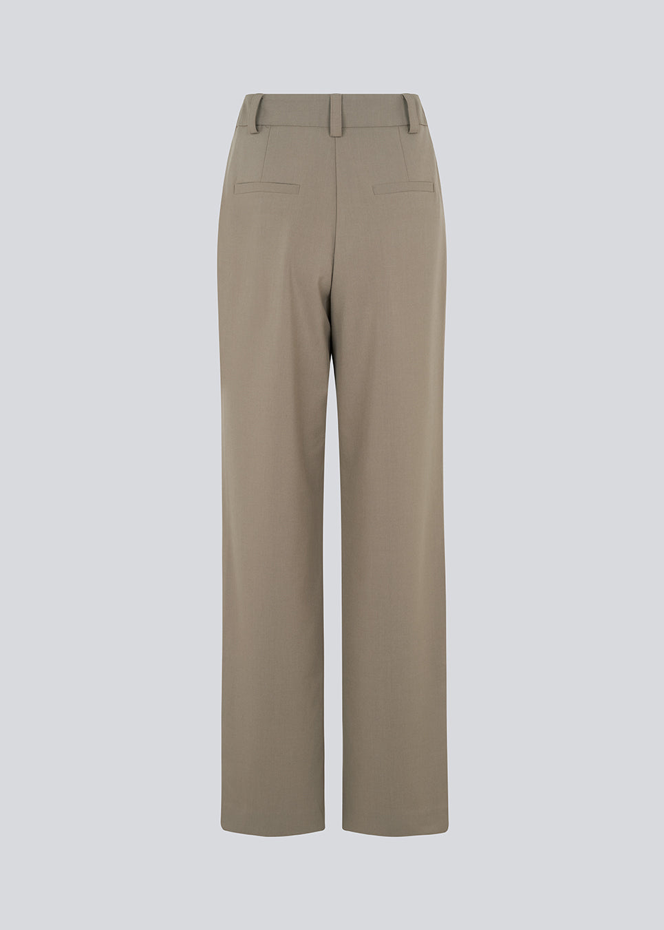 Bukser med afslappet pasform i den populære farve: Spring Stone. AnkerMD wide pants har almindelig talje med læg foran og brede, lange ben. Dekorative paspolerede lommer bagpå og sidelommer.