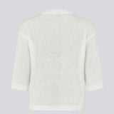 3/4-ærmet cardigan i let, blød strik. BailorMD Cardigan har ribkanter, knappelukning og en afslappet pasform – perfekt alene eller som trendy lag-på-lag styling.