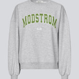 Cool sweatshirt med frontlogo. BakirMD Sweat er fremstillet i en blød økologisk bomuldsblanding, har løs pasform og elastikribkanter - en sporty og trendy must-have til casual og afslappede looks.