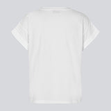 Hvis t-shirt i økologisk bomuld med en smule kortere længde. BrazilMD short t-shirt har rund hals og opsmøgede ærmer. Modellen er 177 cm og har en størrelse S/36 på.