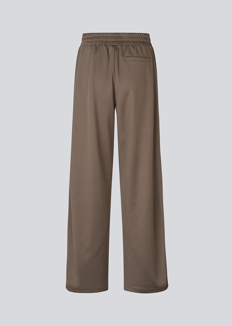 Cool sweatpants med vide ben. BrynhildMD Pants har elastikrem i taljen og kombinerer komfort med et sporty og stilrent udtryk – en trendy og effortless must-have til casual looks.