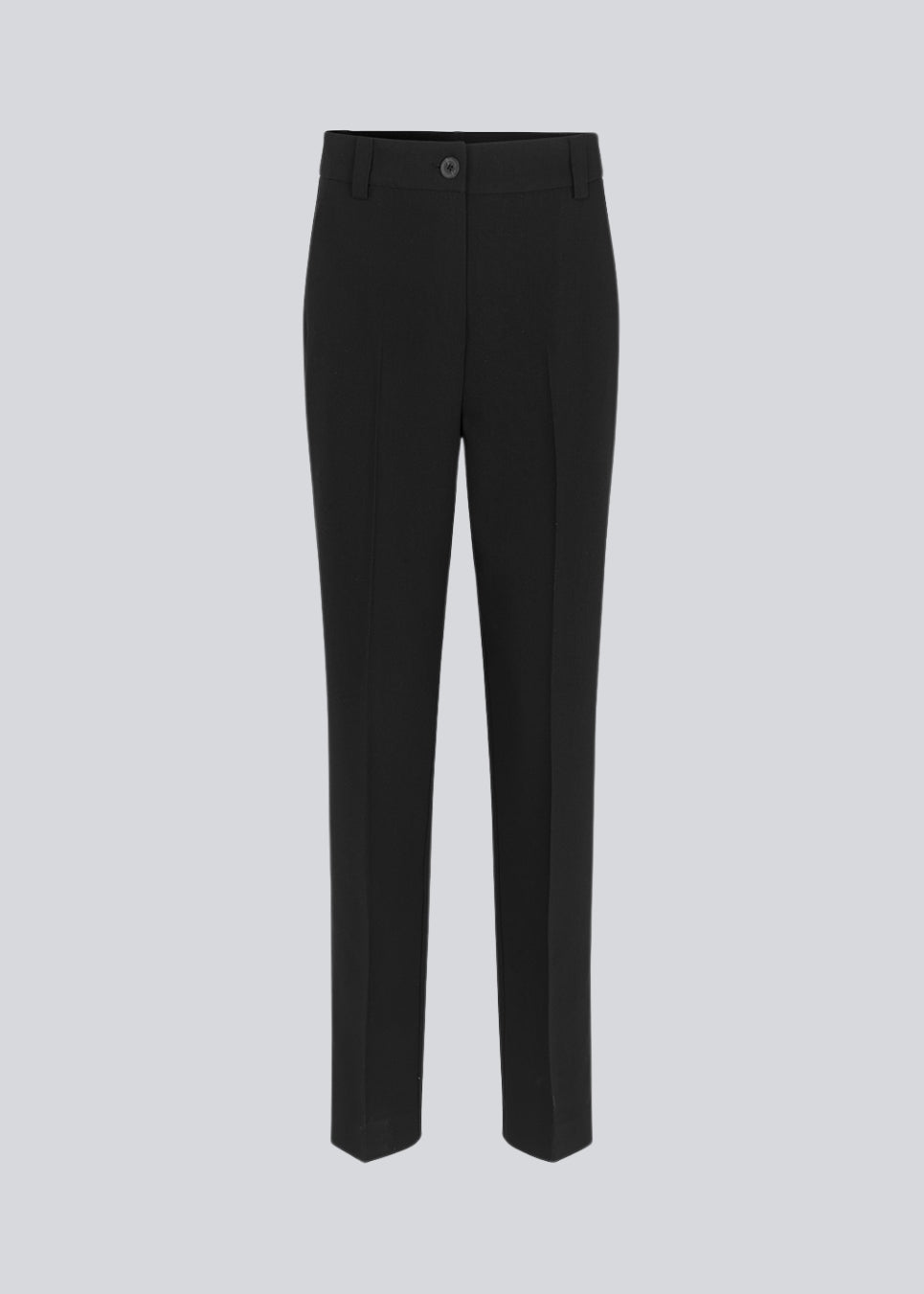 Gale straight pants i sort er en herreinspireret buks med lige, smalle ben. Buksens design holdes klassisk med pressefolder og en mellemhøj talje. Modellen er 173 cm og har en størrelse S/36 på Indersøm (S/36): 82 cm Bukserne forlænges med 0,5 cm for hver størrelse.
