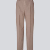GaleMD 2 pants har det klassiske Gale-design, men i en lettere kvalitet. Buksen har lige, vide ben med pressefolder som skaber et elegant udtryk. 