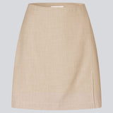 Klassisk A-formet nederdel i kort længde i beige. GaleMD 2 skirt har et simpelt design med skjult lynlås i sidesømmen og slids foran.