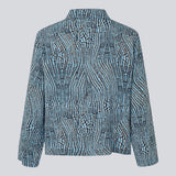 Afslappet skjorte med løst fit og brede, lange ærmer. GladstoneMD print shirt er fremstillet i en printet satin. Modellen er 175 cm og har en størrelse S/36 på.