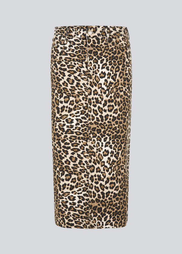 Midi nederdel i denim af bomuld. HarveyMD print skirt har en høj talje, lynlåsgylp med knapog lige kant forneden med høj slids bagpå.