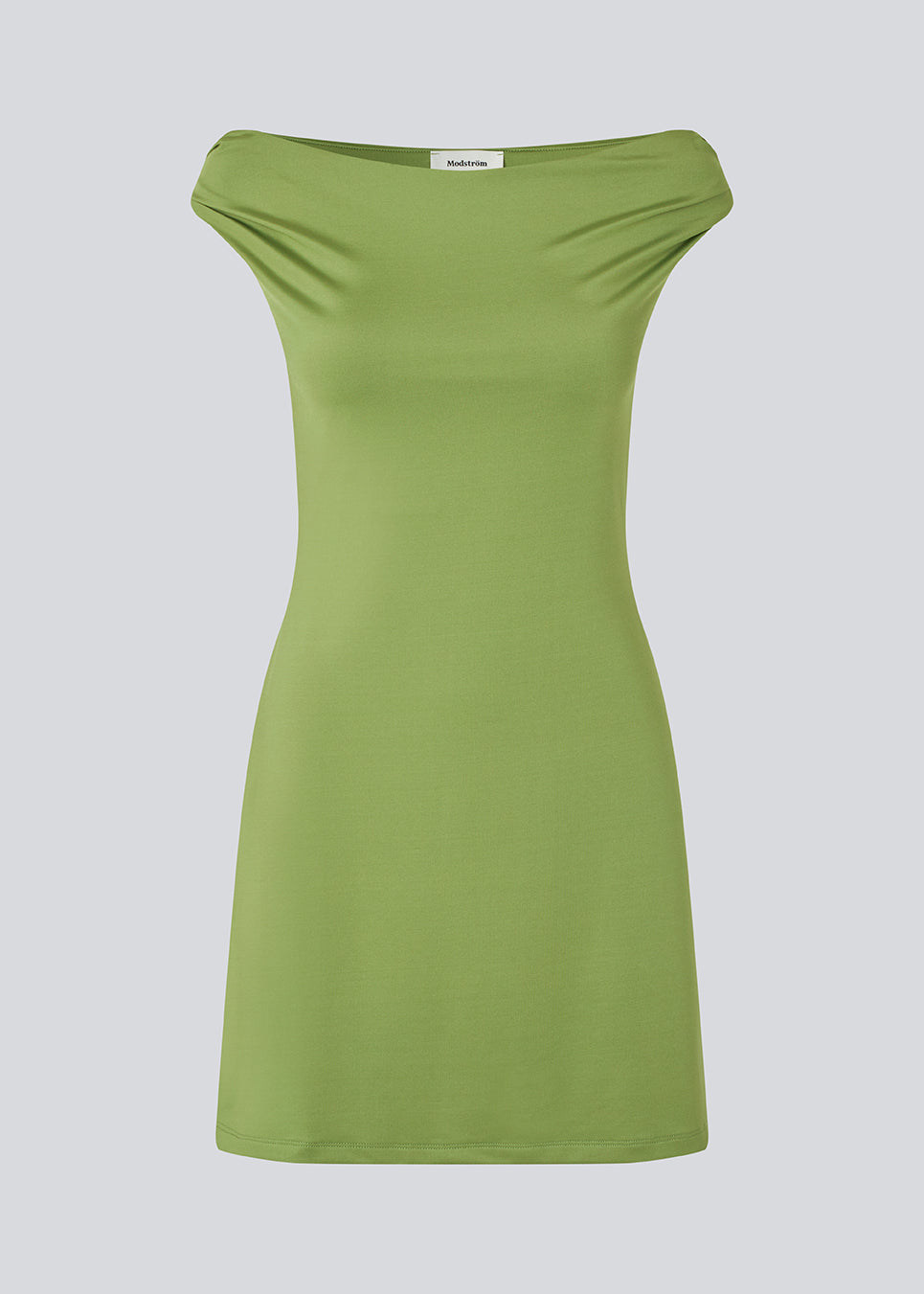Off-shoulder kjole i elastisk materiale. HimaMD off-shoulder dress er figursyet og har en rynkedetalje på stropperne.