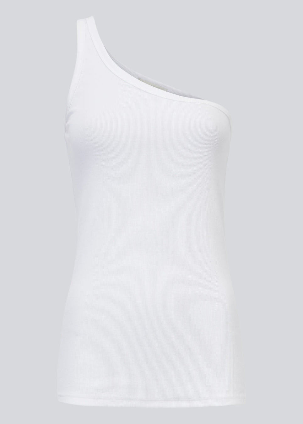 Lækker basic top i hvid i en blød bomuldsrib. Igor one shoulder top har en tætsiddende pasform med en enkelt asymetrisk strop og er perfekt at style til et sporty look. 
