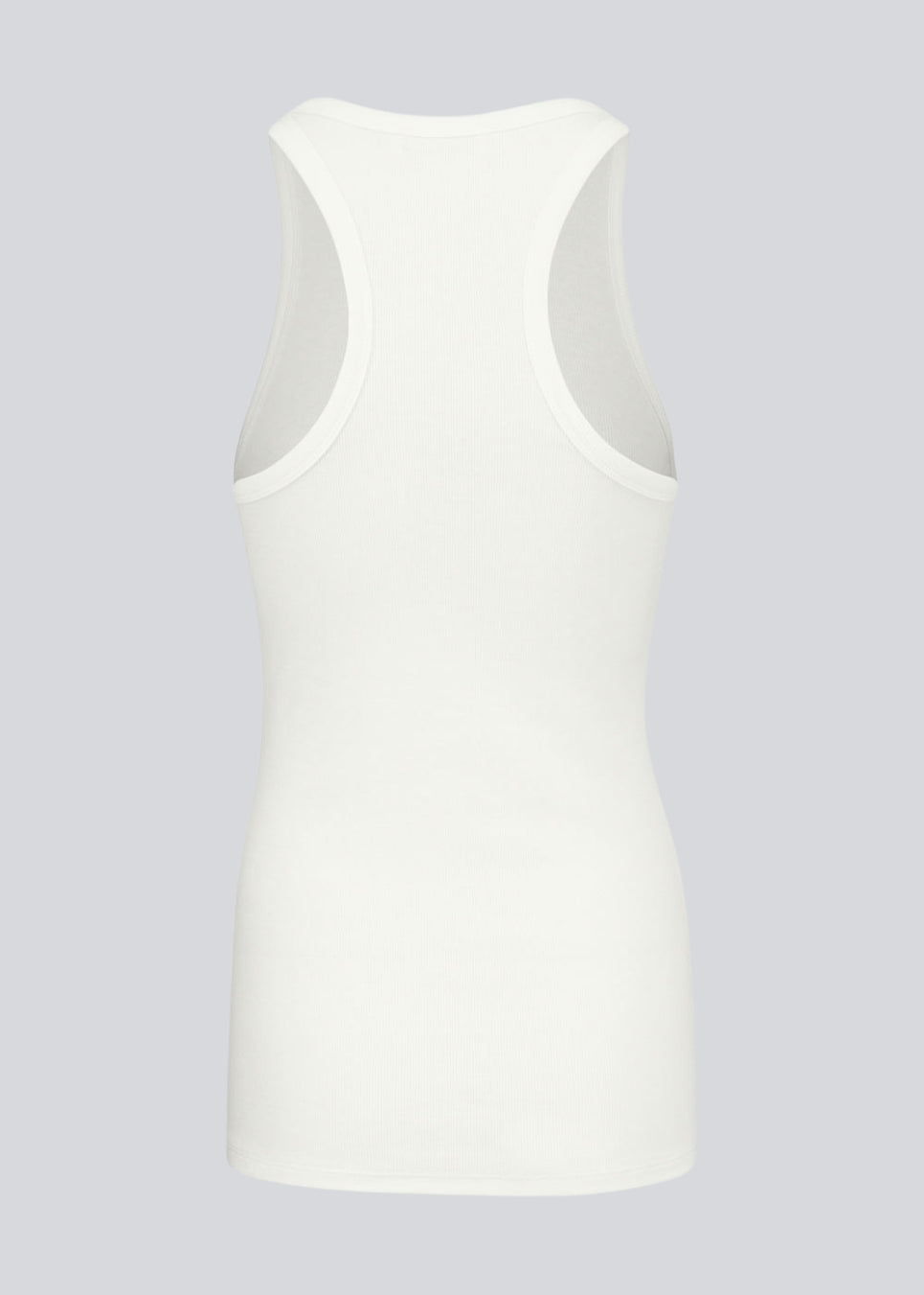 Lækker basic top i en blød bomuldsrib. Igor top har en tætsiddende pasform med bryderryg og er perfekt at style til et sporty look.