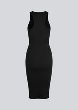 Lækker basic kjole i en blød bomuldsrib. IgorMD dress i farven sort har en tætsiddende pasform med bryderryg og er perfekt at style til et sporty og afslappet look. Modellen er 173 cm og har en størrelse S/36 på