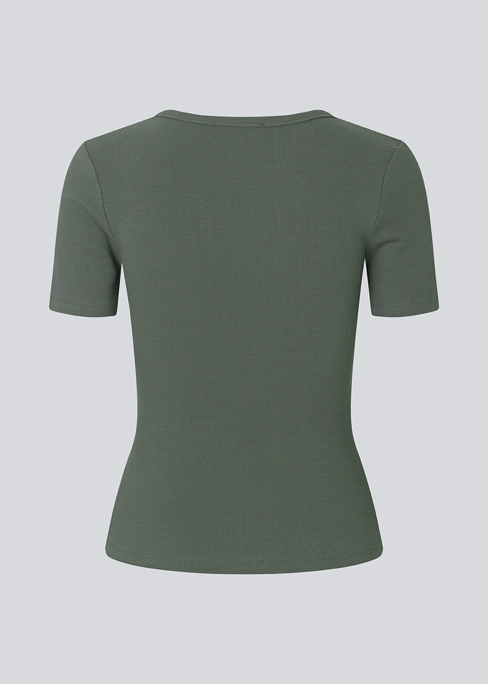 Lækker basic t-shirt i mørkegrøn i en blød bomuldsrib med stretch. Igormd short t-shirt har en tætsiddende pasform med korte ærmer.&nbsp;