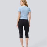 Lækker basic t-shirt i lyseblå i en blød bomuldsrib med stretch. Igormd short t-shirt har en tætsiddende pasform med korte ærmer.