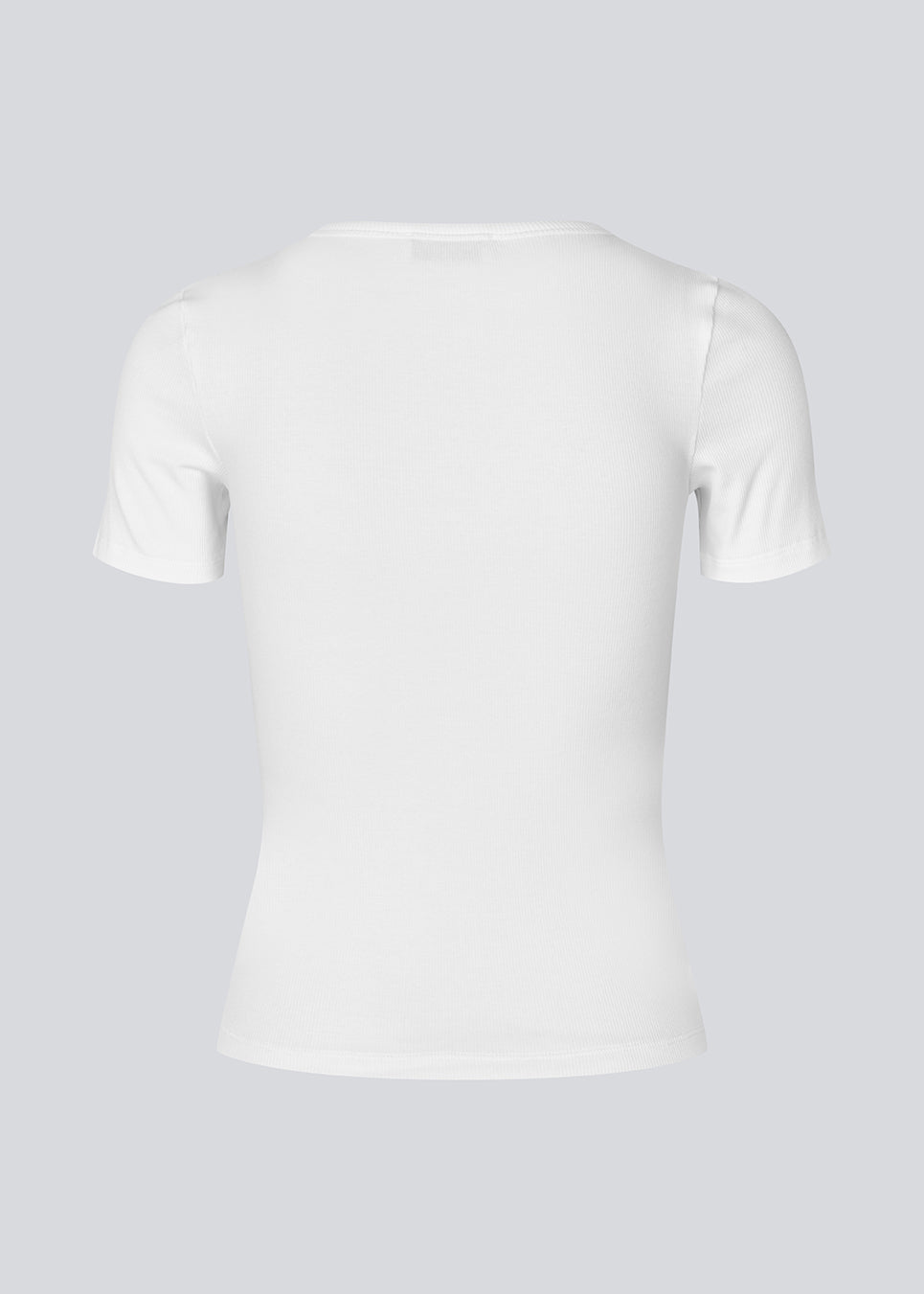 Lækker basic hvid t-shirt i en blød bomuldsrib med stretch. Igormd short t-shirt har en tætsiddende pasform med korte ærmer.