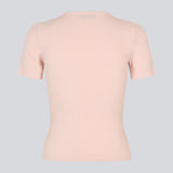 Lækker basic lyserød t-shirt i en blød bomuldsrib med stretch. Igormd short t-shirt har en tætsiddende pasform med korte ærmer.&nbsp;