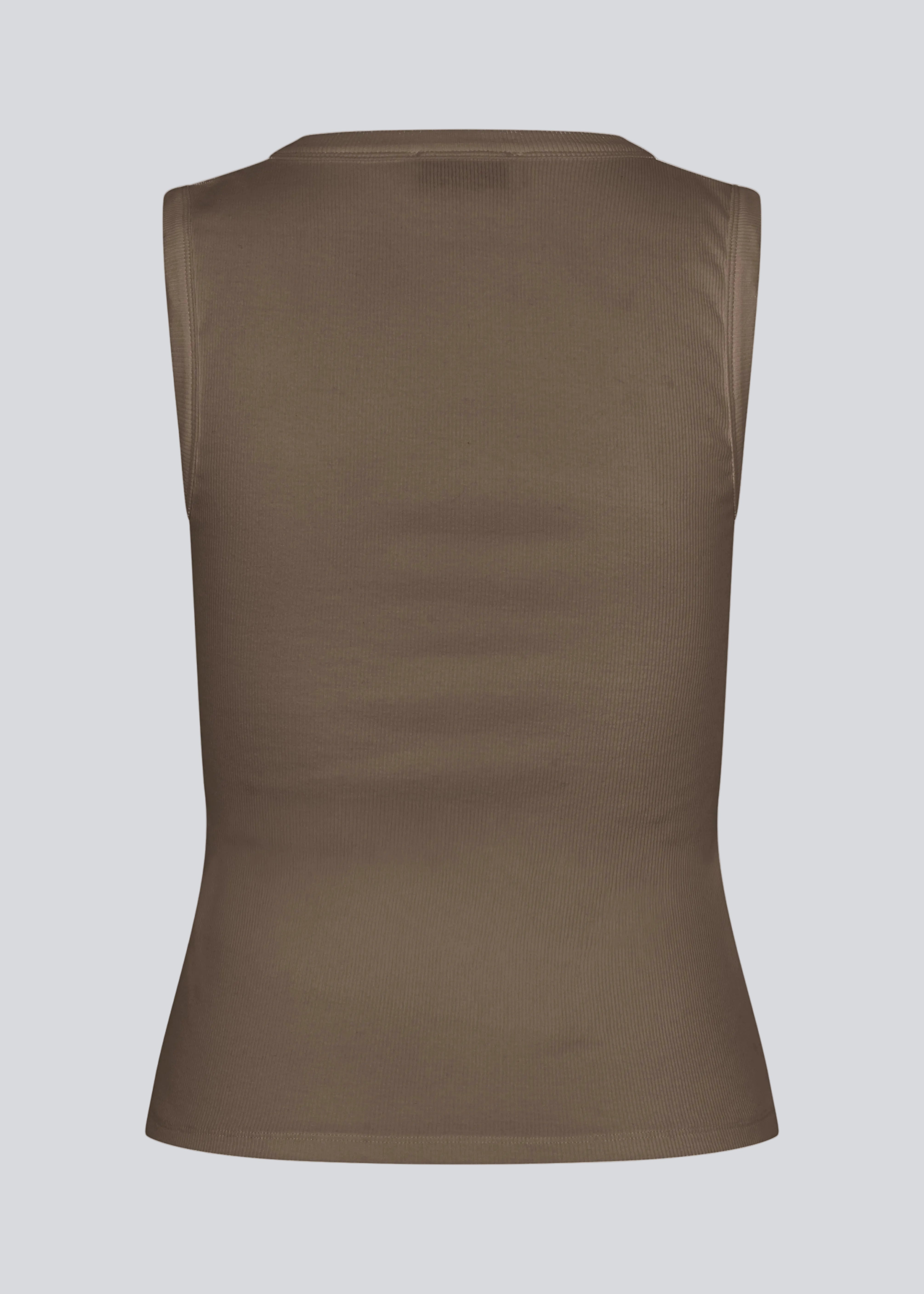 Ærmeløs brun top i ribbed bomuldsjersey. Igormd tank top har en tætsiddende pasform og en rund halsudskæring. cropped pasform med lange ærmer.
