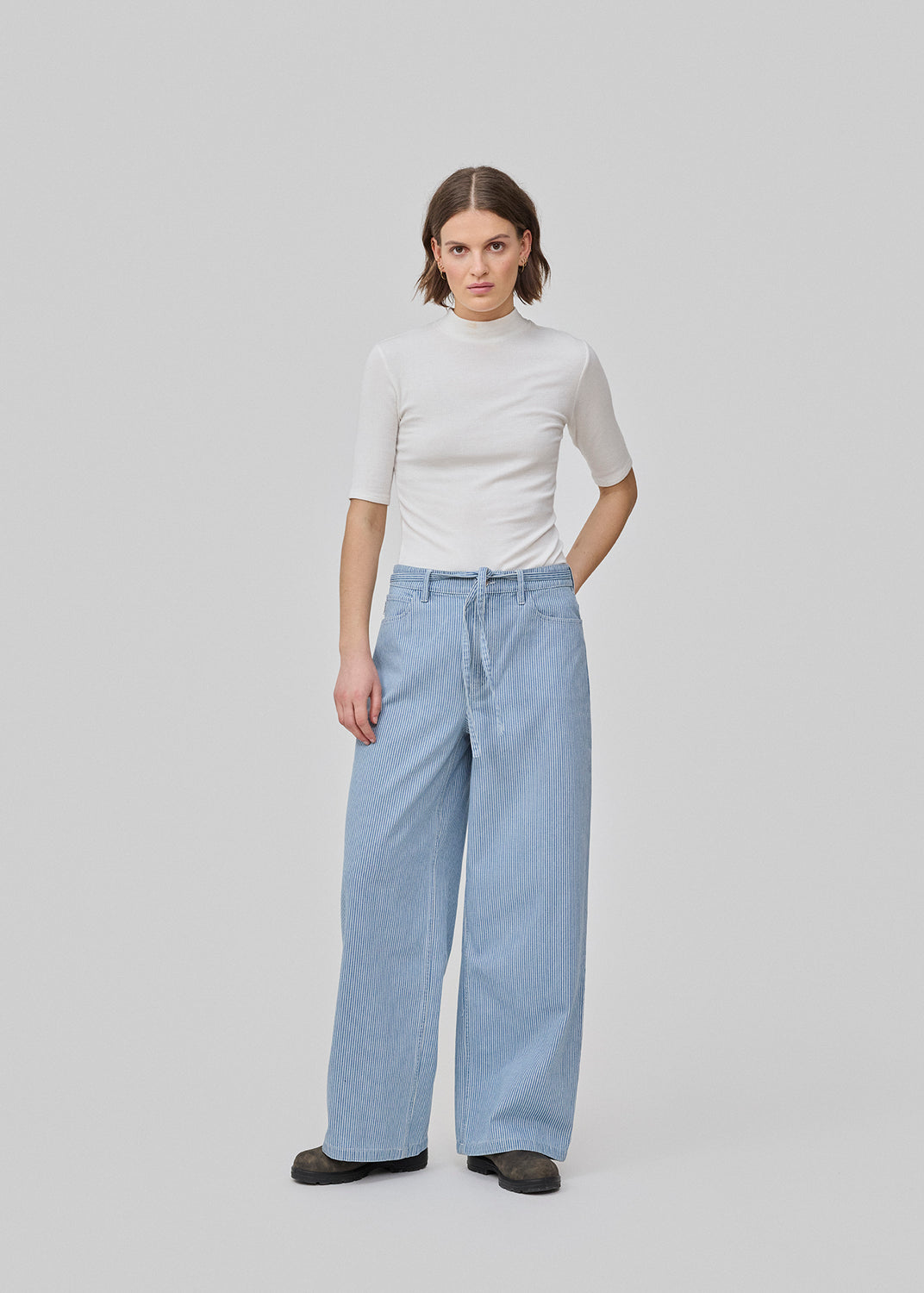 IsoldeMD pants - Soft Blue Stripe