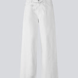 Jeans med vidde I bomuldsdenim. IsoldeMD pants har en høj talje for- og baglommer og et bindebånd i taljen.