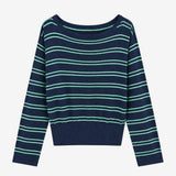 Top med bådudskæring i blød bomuldsstrik. MalvaMD boatneck har vandrette striber, lange ærmer og ribkanter ved manchetter og nederst. Style den med jeans med lige ben eller en let nederdel.