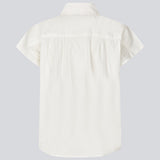 Ærmeløs skjorte med knappelukning fortil i 100% økologisk bomuld. NanikaMD SS shirt har en løs pasform og skjortekrave.