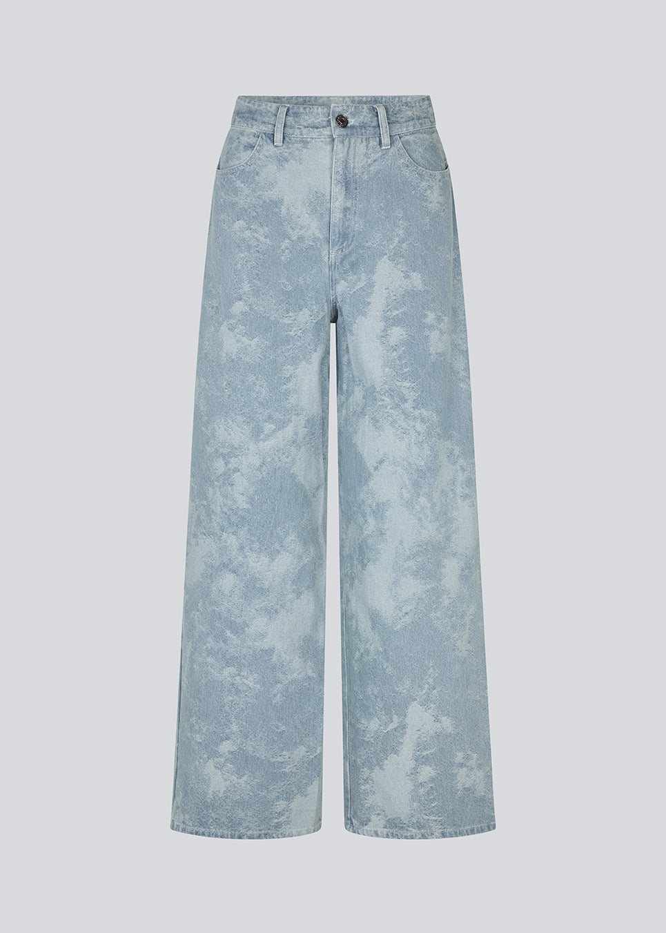 Jeans med vide ben og jacquard mønster. Newlandmd pants har mellemhøj talje, lynlåsgylp og for- og baglommer. Modellen er 175 cm og har en str S/36 &nbsp;på.