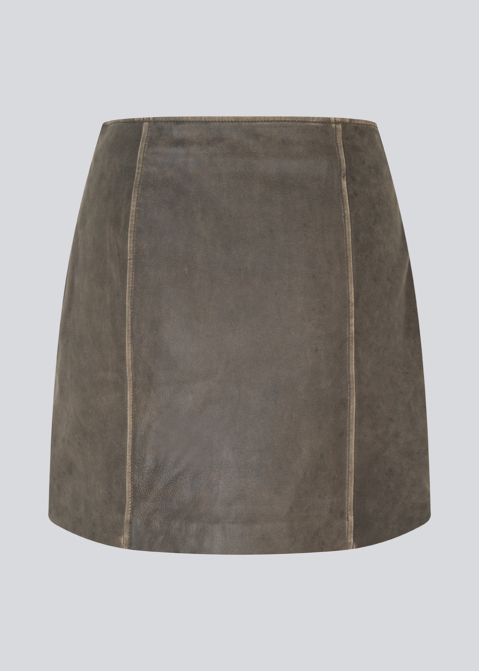 Klassisk kort a-formet læder-nederdel i Lammelæder medmellemhøj talje. NimaMD skirt haret vintage-inspireret look og en skjult lynlås isiden.