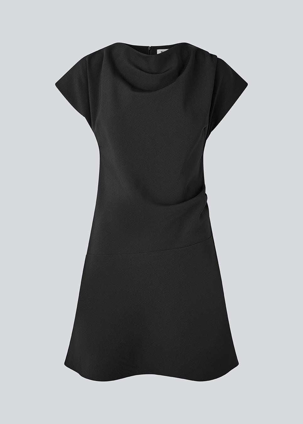Kortærmet kjole med rynkedetaljer. Pandymd dress har en løs pasform med vide i skørtet.