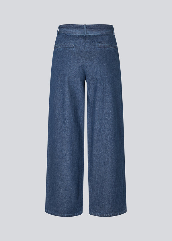 Bukser med brede ben og bindebånd i bomuldsdenim. Possymd pants har en elastik i taljen og sidelommer.&nbsp;