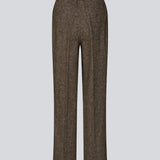 Habitbukser i uld med brede ben. Rockymd pants har høj talje, læg og sidelommer. En klassisk buks i struktureret materiale.