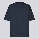 Kortærmet t-shirt i mørkeblå med logo i bomuldsjersey. TakodaMD t-shirt har en afslappet pasform og en rund hals.