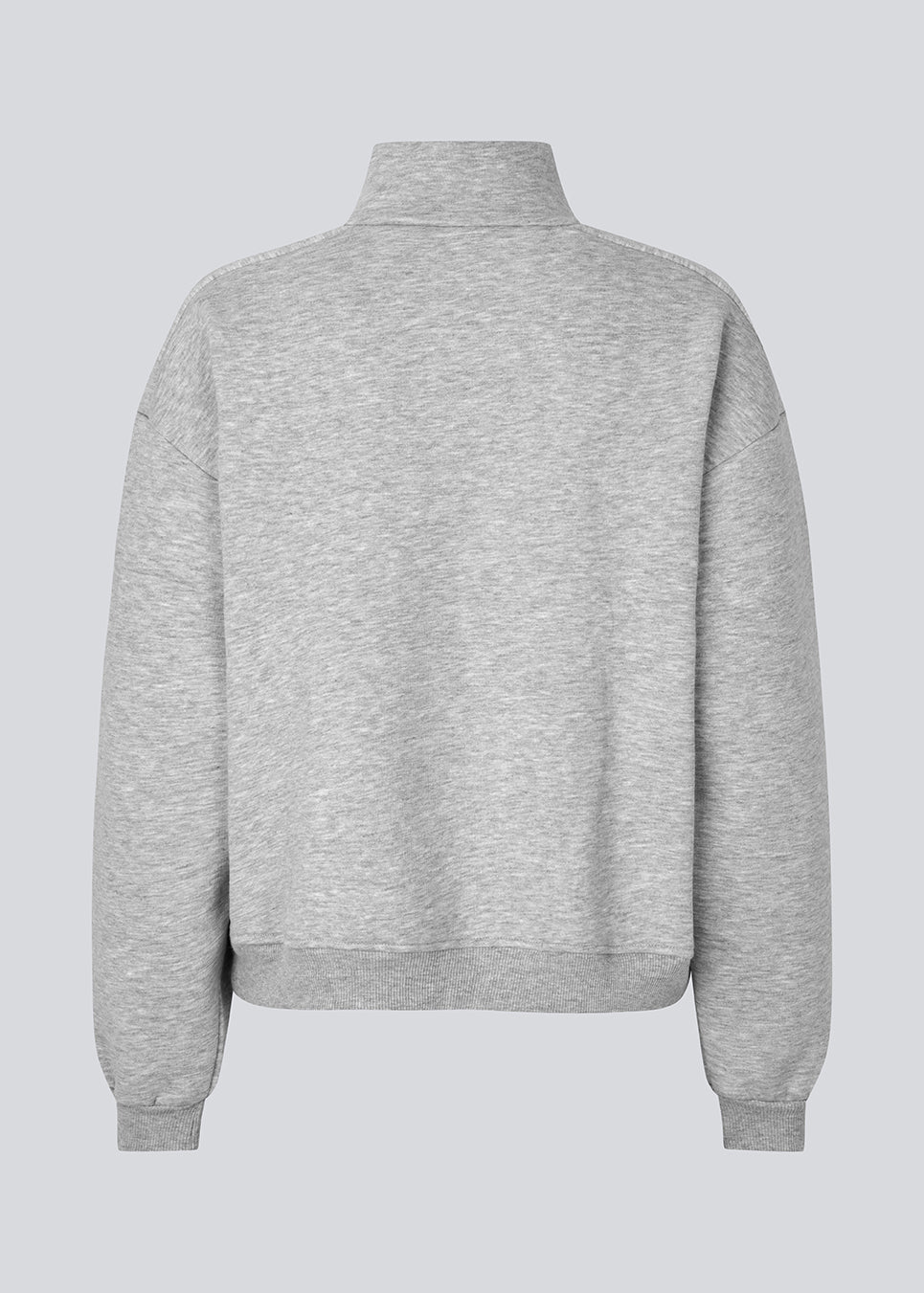 Sweatshirt i bomuldsblanding med logo. TiaMD t-neck har en høj hals med lynlåsluknig og ribkant ved ærmerne. 
