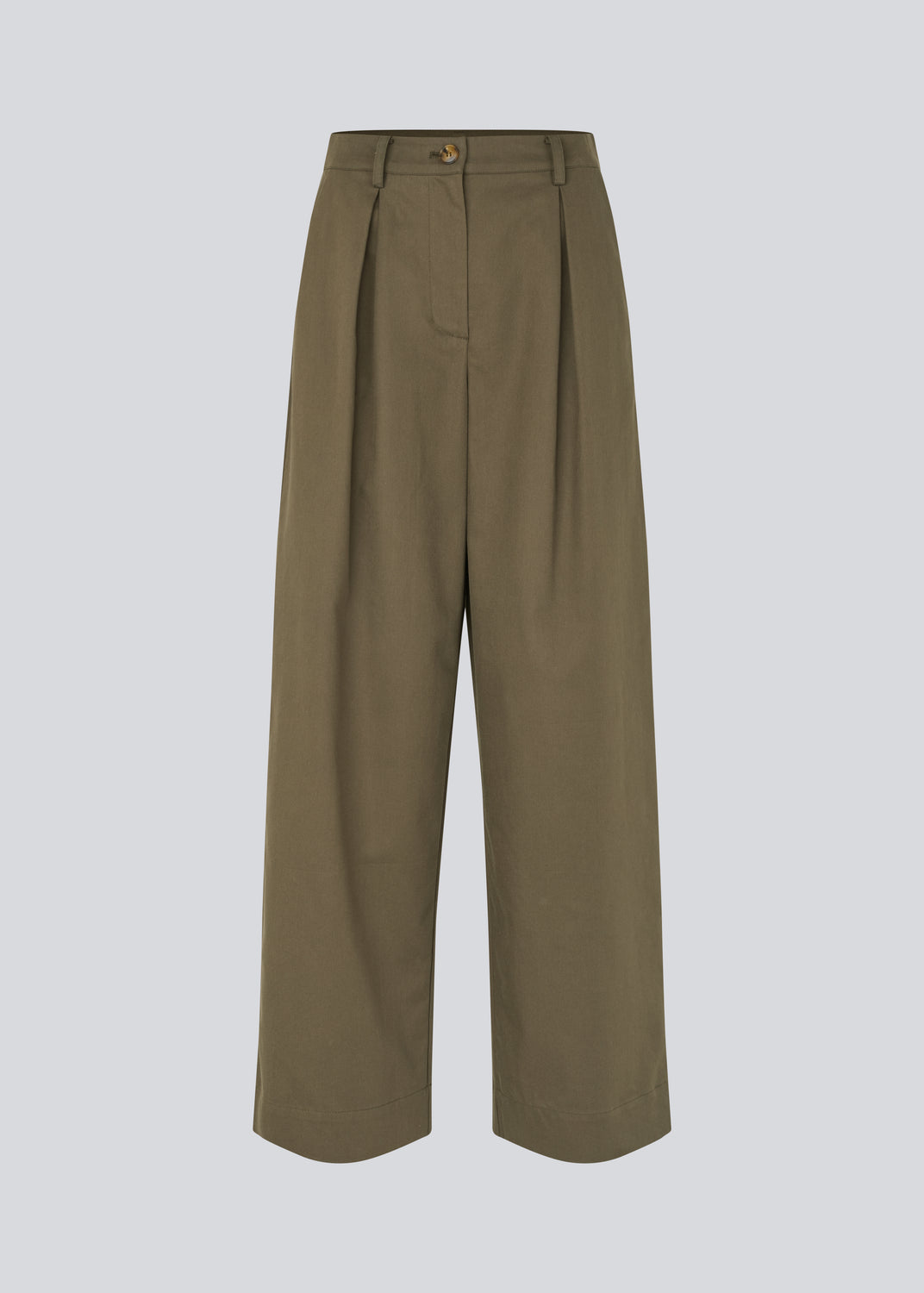 Habitbukser i twill med vide ben. ToreMD pants har en mellemhøj talje, lynlåsgylp og lægforoven, samt sidelommer og paspolerede baglommer.