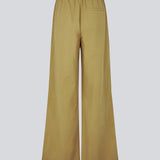 Brede bukser i farven desert med cool, afslappet vibe. UraniaMD Pants har rummelige sidelommer og snøre i taljen for en justerbar pasform og et moderne look.

Materiale:
100% Bomuld