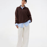 Blød brun fleecetrøje i 100% genanvendt polyester. Urielmd fleece er designet med høj hals, halv lynlås og en afslappet pasform, som giver et moderne og ubesværet look. Perfekt til kølige dage og casual layering. Modellen er 175 cm og har en str. S/36 på.

Materiale:
100% Recycled Polyester