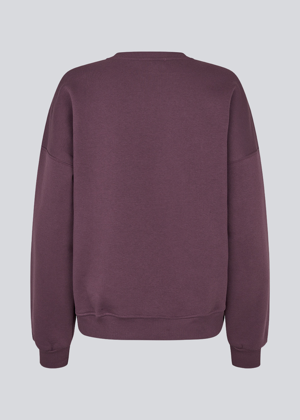 Sweatshirt i bomuldsblanding med logo. Paulamd sweat har en rund halsudskæring og ribkant vedbåde bund og ærmer. Modellen er 175 cm og har en str S/36 på.