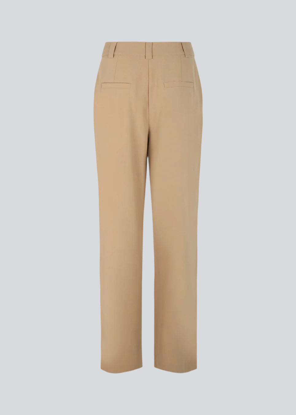 Bukser med afslappet pasform. AnkerMD wide pants har almindelig talje med læg foran og brede, lange ben. Dekorative paspolerede lommer bagpå og sidelommer.  Køb matchende blazer: AnkerMD blazer, i samme farve for at fuldende looket. 