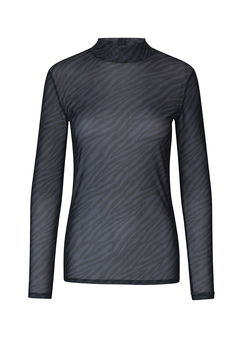 Kropsnær top i transparent mesh med print og lav krave og lange ærmer. Brug AylaMD print top under en skjorte eller strik for ekstra detaljer.