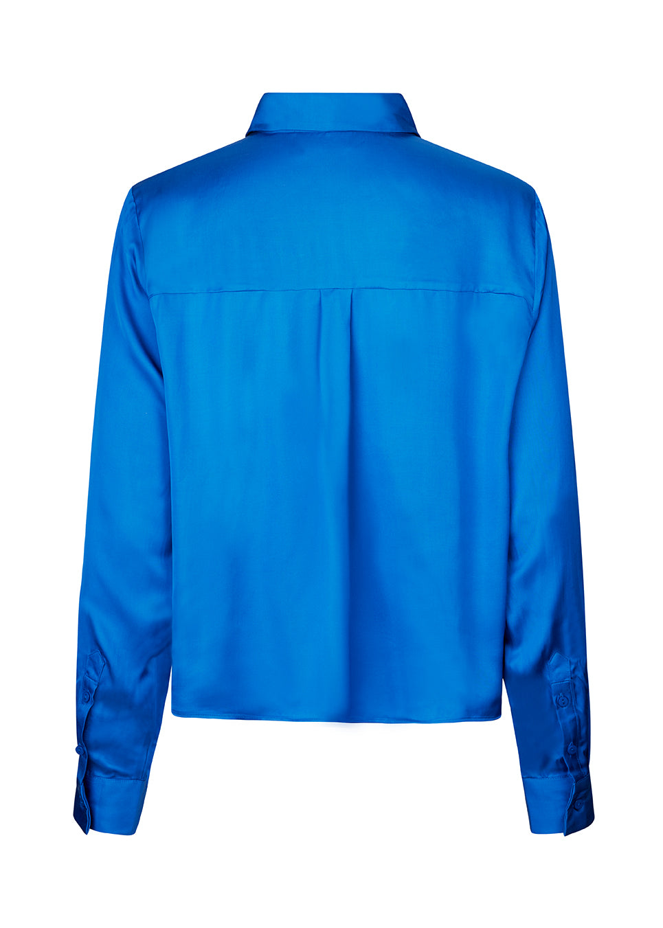 Skjorte i satin med blødt draperet fald i en mere ansvarlig kvalitet. BeateMD shirt bagpå. Pasformen er afslappet.