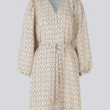 Kort kjole med print og lange pufærmer. ChrissyMD print dress har v-udskæring i halsen, lukkes med knapper foran og har bindebælte i taljen.