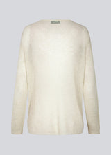 Finstrikket trøje i beige i let kvalitet med uld. CordellMD o-neck har en afslappet pasform med dyb halsudskæring og lange ærmer.