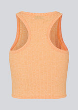  Crop top i meleret bred rib. DesmondMD top har et tight fit, rund hals, sporty bryderryg og er uden ærmer. Modellen er 177 cm og har en størrelse S/36 på.