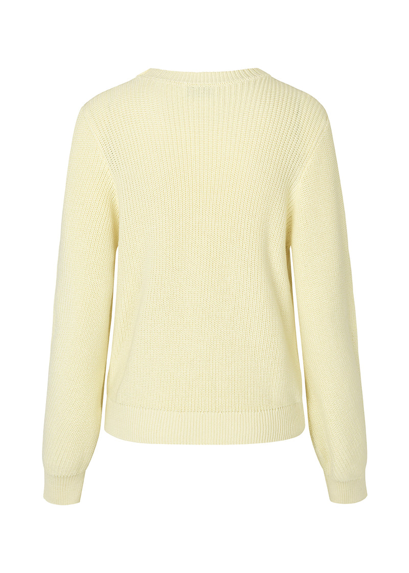 Prisha o-neck er en pullover i 100% økologisk bomuld. Sweateren har et fint feminint og afslappende udtryk.